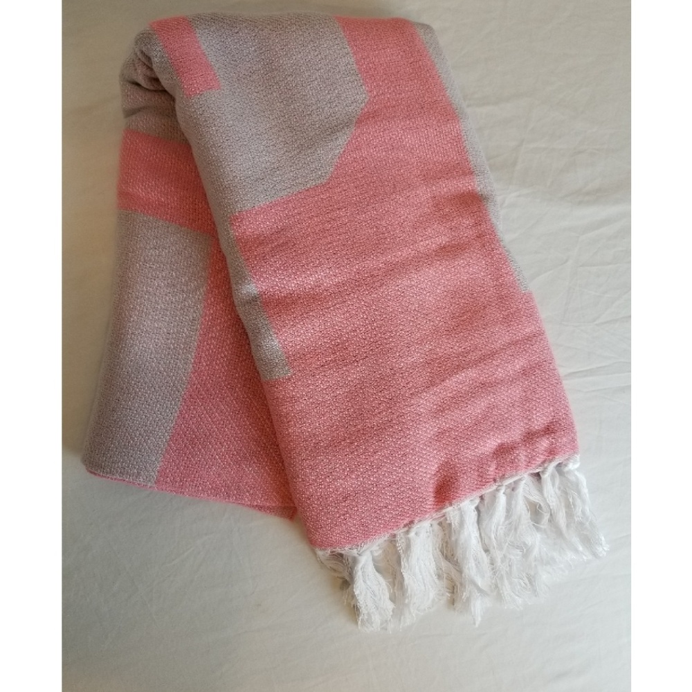PINK Victoria's Secret Logo Festival Throw Blanket